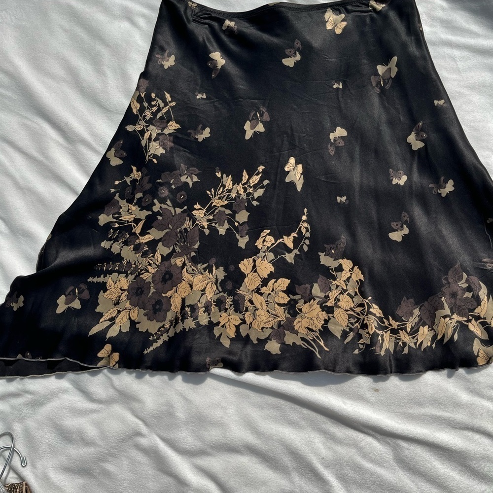 Elegant Black Floral butterfly Skirt - Picture 16 of 16